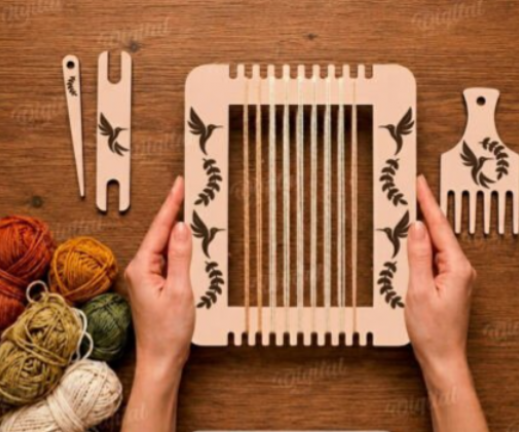 Mini Loom / Bracelet Maker